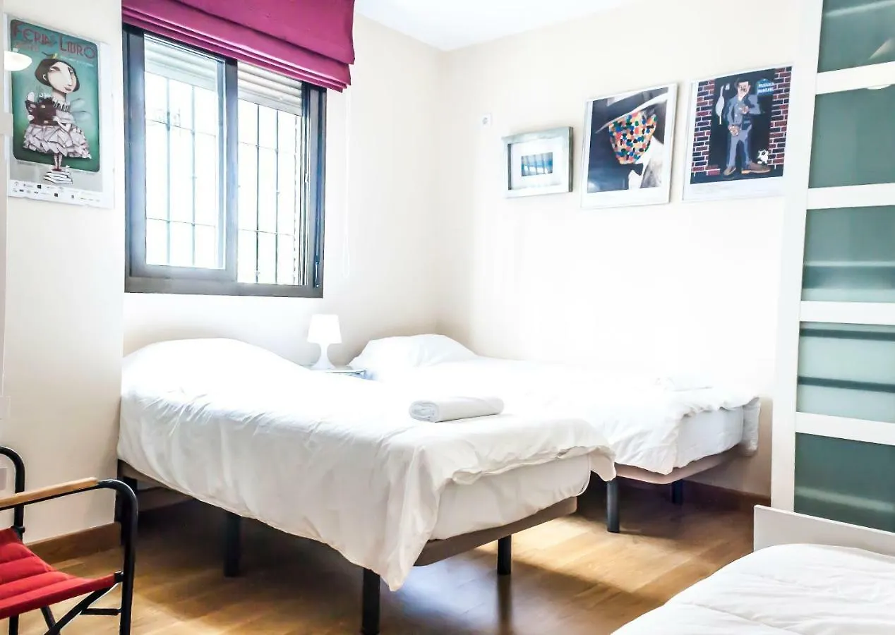 Appartement Rodrigo De Triana Courtyard By Valcambre à Séville